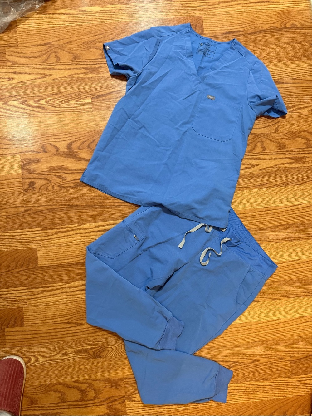 Figs jogger set, women’s. Medium